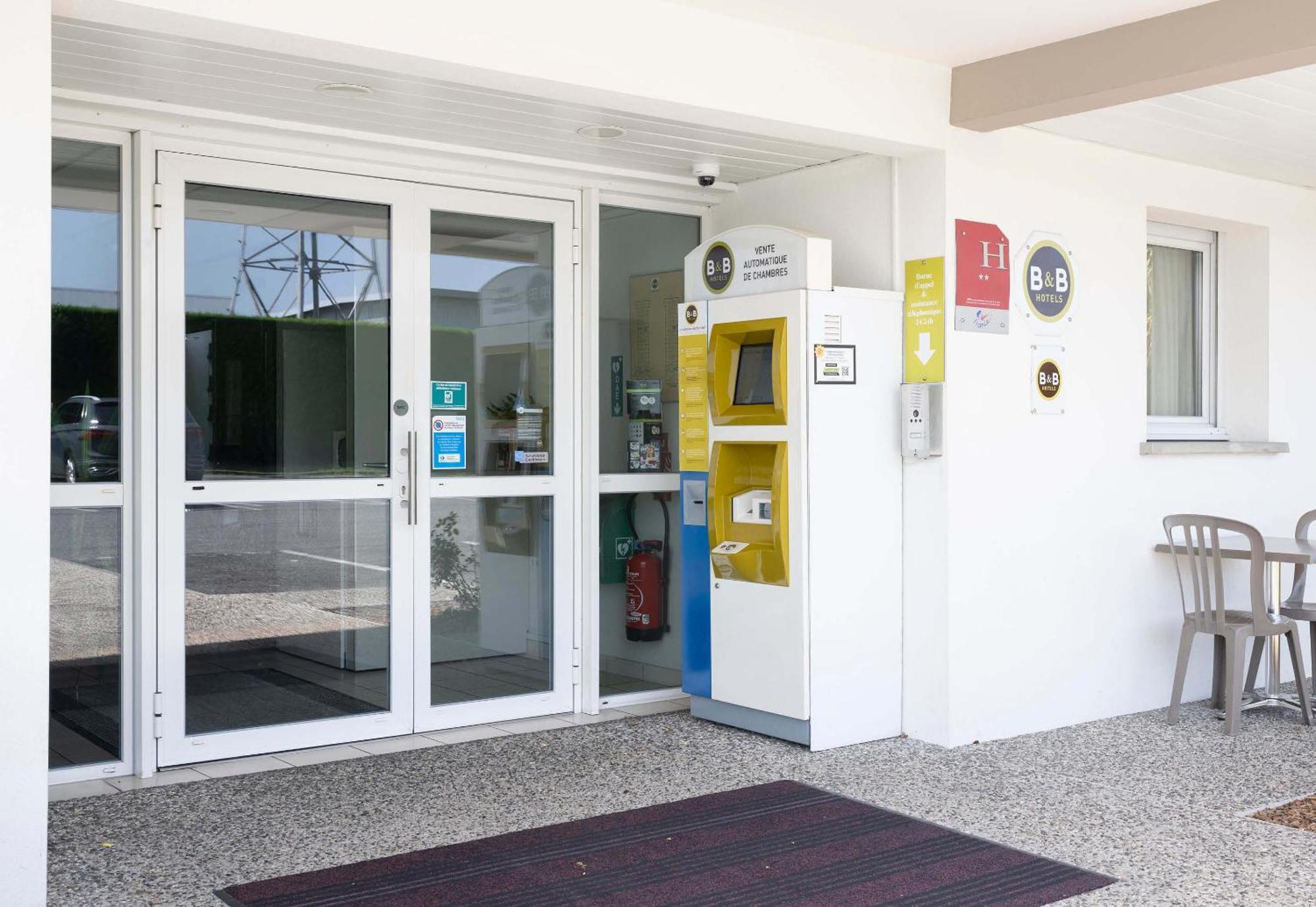 B&B Hotel Pau Lescar Dış mekan fotoğraf