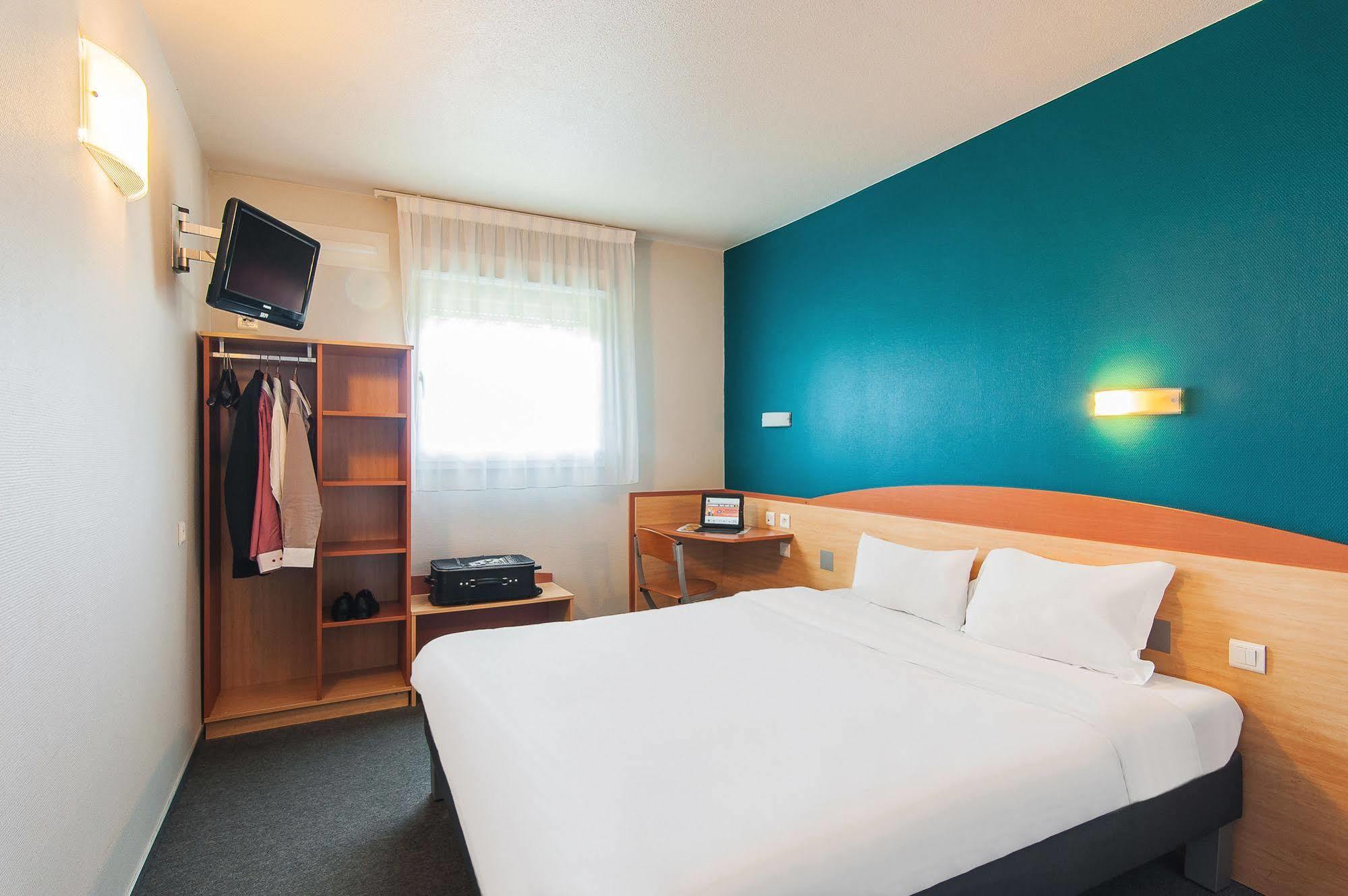 B&B Hotel Pau Lescar Dış mekan fotoğraf